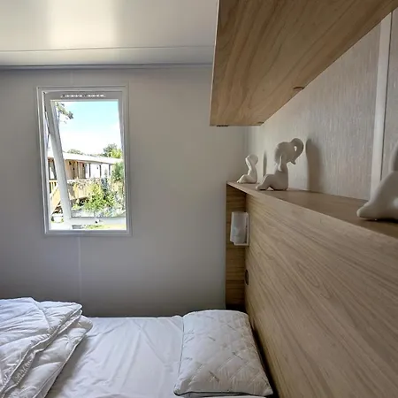 Mobilhome 6 Pers-vue Bassin-plage-clim *